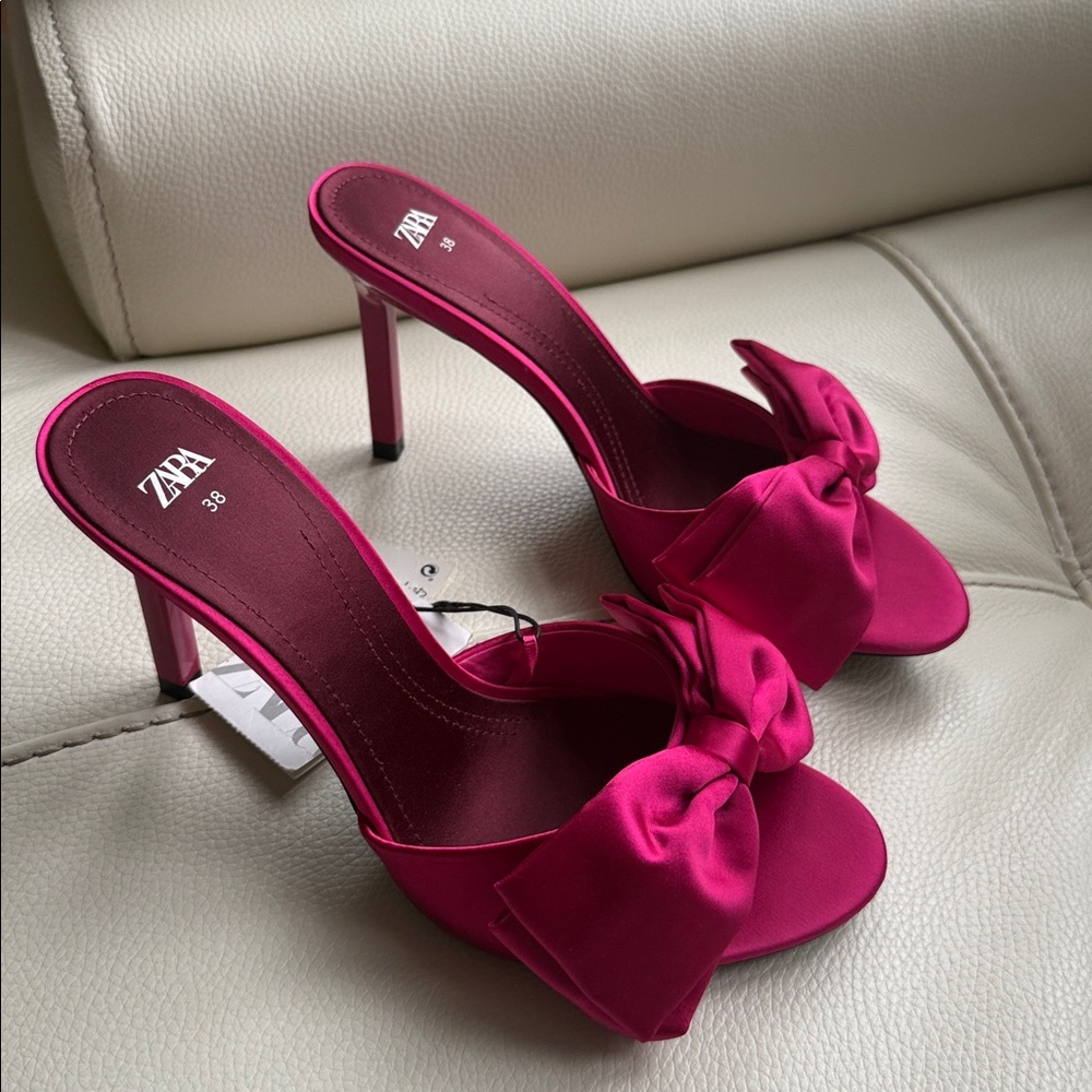 Zara Fuchsia Satin Bow Heels‎ - Picture 6 of 12